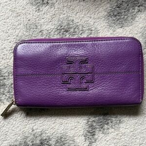 Tory Burch zip Purple Leather Wallet